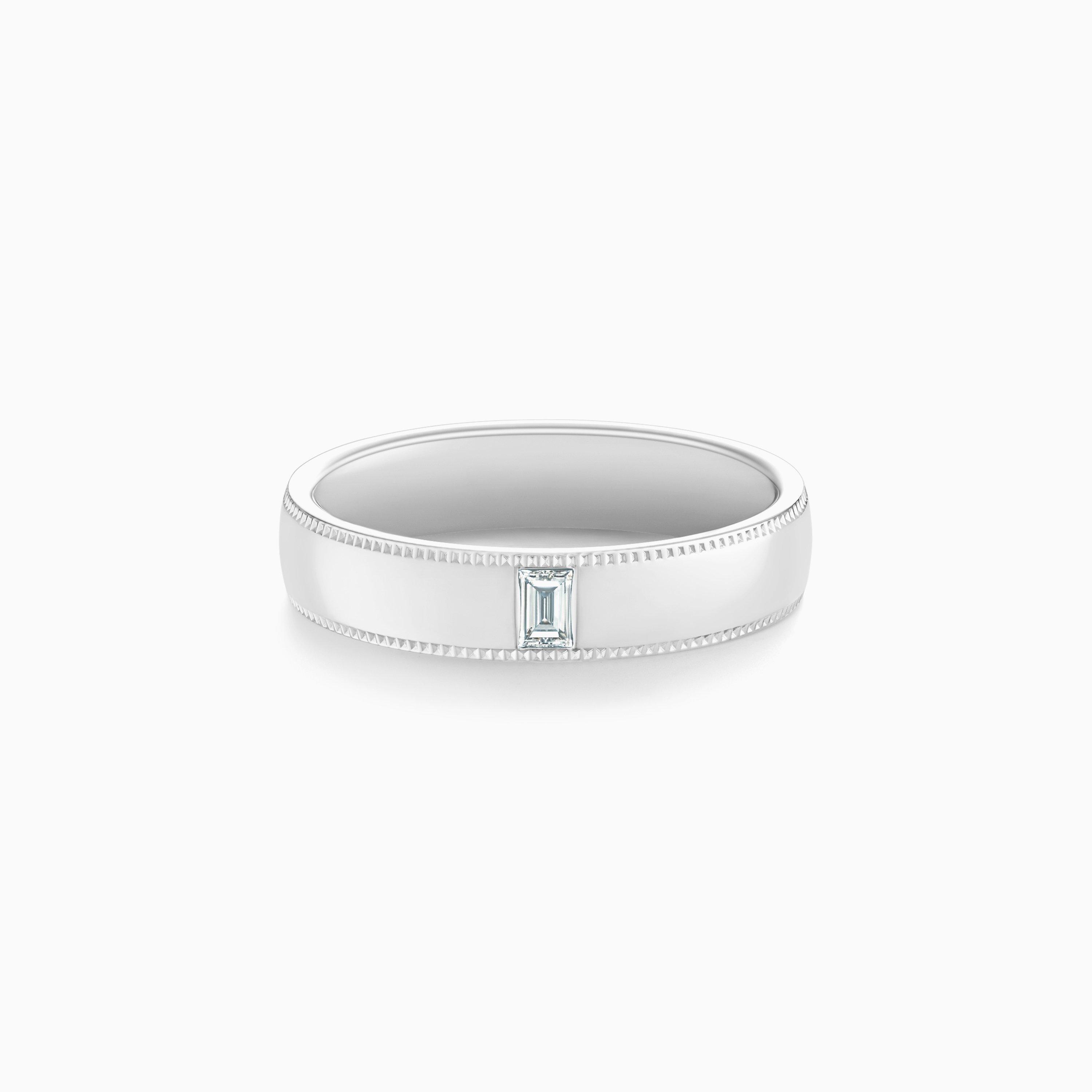 DB Classic One Diamond Wide Court Poinçon Band in Platinum, image 1